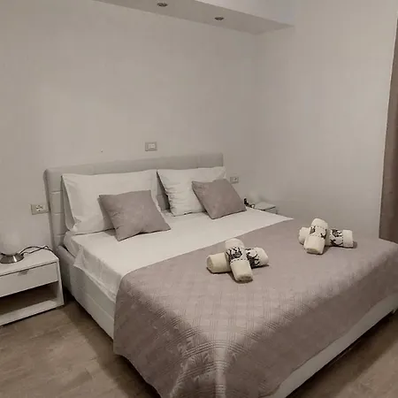 Family Friendly With A Swimming Pool Pomer, Medulin - 17681 Apartment