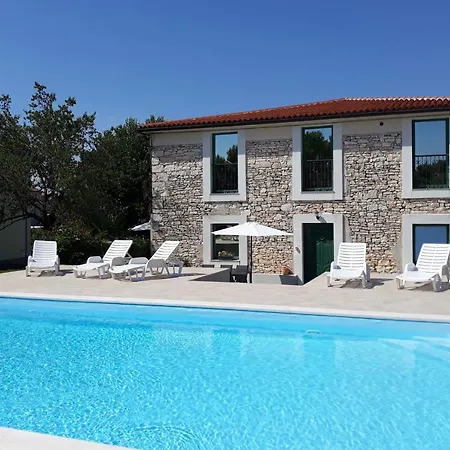 Family Friendly With A Swimming Pool Pomer, Medulin - 17681 * Pula