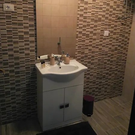 Family Friendly With A Swimming Pool Pomer, Medulin - 17681 Apartment *
